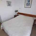 Confortable A Avec Terrasse 아파트
